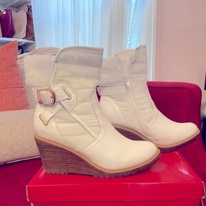 White wedge boots